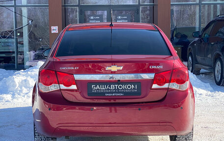 Chevrolet Cruze II, 2010 год, 650 000 рублей, 6 фотография