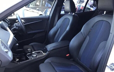 BMW 1 серия, 2022 год, 1 915 000 рублей, 9 фотография