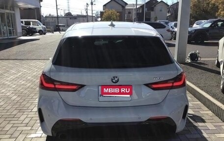 BMW 1 серия, 2022 год, 1 915 000 рублей, 6 фотография