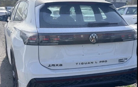 Volkswagen Tiguan, 2026 год, 4 700 000 рублей, 2 фотография