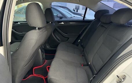 Volkswagen Jetta VI, 2012 год, 1 045 000 рублей, 8 фотография