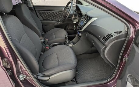 Hyundai Solaris II рестайлинг, 2012 год, 785 000 рублей, 10 фотография