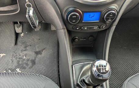 Hyundai Solaris II рестайлинг, 2012 год, 785 000 рублей, 22 фотография