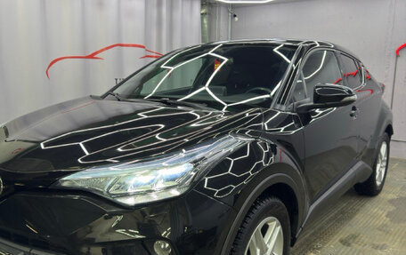 Toyota C-HR I рестайлинг, 2021 год, 3 050 000 рублей, 4 фотография