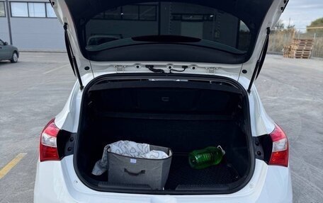 Hyundai i30 II рестайлинг, 2013 год, 1 050 000 рублей, 4 фотография