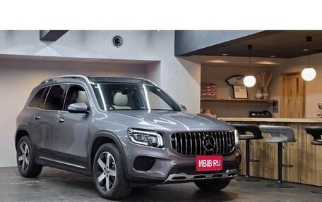 Mercedes-Benz GLB, 2022 год, 2 350 000 рублей, 1 фотография