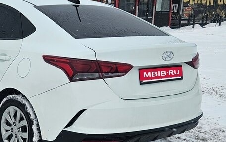 Hyundai Solaris II рестайлинг, 2019 год, 720 000 рублей, 1 фотография
