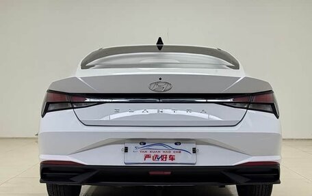 Hyundai Elantra, 2022 год, 1 375 000 рублей, 5 фотография