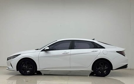 Hyundai Elantra, 2022 год, 1 375 000 рублей, 7 фотография