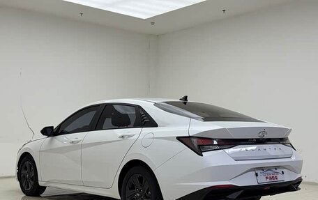 Hyundai Elantra, 2022 год, 1 375 000 рублей, 4 фотография