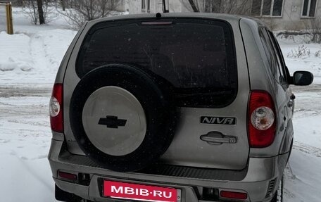 Chevrolet Niva I рестайлинг, 2012 год, 435 000 рублей, 4 фотография