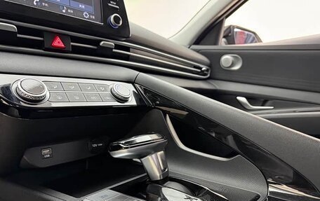 Hyundai Elantra, 2022 год, 1 375 000 рублей, 18 фотография