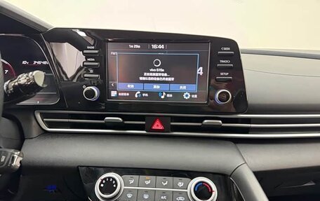 Hyundai Elantra, 2022 год, 1 375 000 рублей, 23 фотография