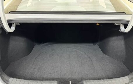 Hyundai Elantra, 2022 год, 1 375 000 рублей, 26 фотография