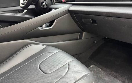 Hyundai Elantra, 2022 год, 1 375 000 рублей, 31 фотография