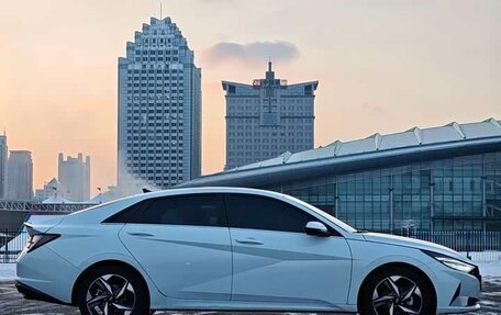 Hyundai Elantra, 2022 год, 1 515 000 рублей, 5 фотография