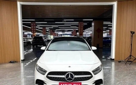 Mercedes-Benz A-Класс, 2022 год, 1 780 000 рублей, 2 фотография
