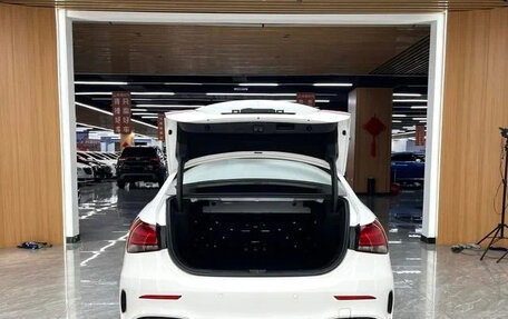 Mercedes-Benz A-Класс, 2022 год, 1 780 000 рублей, 7 фотография