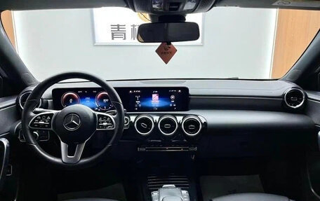 Mercedes-Benz A-Класс, 2022 год, 1 780 000 рублей, 8 фотография