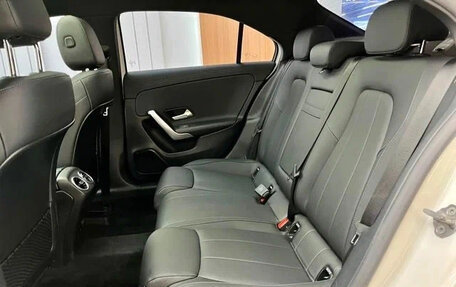 Mercedes-Benz A-Класс, 2022 год, 1 780 000 рублей, 14 фотография