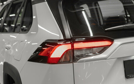 Toyota RAV4, 2025 год, 4 150 000 рублей, 28 фотография