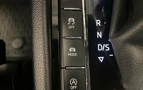 Skoda Superb III рестайлинг, 2021 год, 3 689 000 рублей, 38 фотография