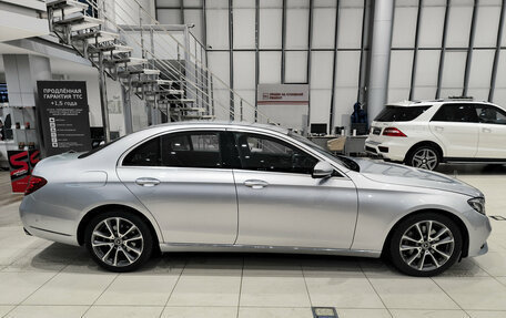 Mercedes-Benz E-Класс, 2018 год, 3 350 000 рублей, 5 фотография