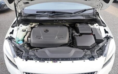 Volvo V40 II рестайлинг, 2018 год, 1 200 000 рублей, 21 фотография