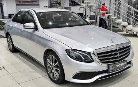 Mercedes-Benz E-Класс, 2018 год, 3 350 000 рублей, 3 фотография