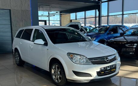 Opel Astra H, 2011 год, 715 000 рублей, 3 фотография