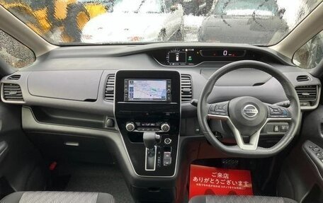 Nissan Serena IV, 2021 год, 2 200 000 рублей, 13 фотография