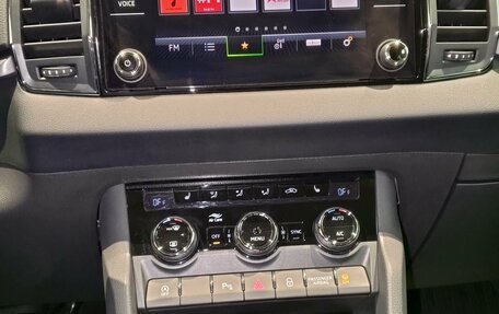 Skoda Karoq I, 2021 год, 2 399 000 рублей, 11 фотография