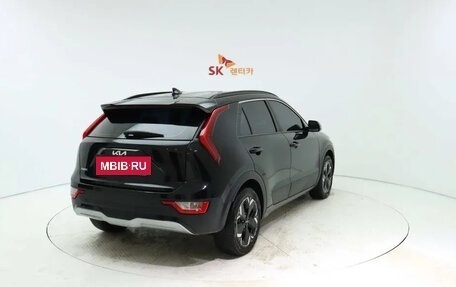 KIA Niro, 2023 год, 1 950 000 рублей, 4 фотография