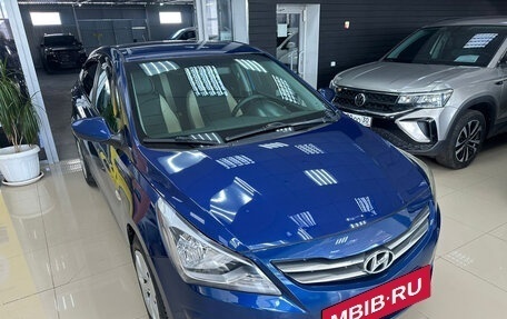 Hyundai Solaris II рестайлинг, 2016 год, 890 000 рублей, 10 фотография