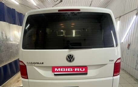 Volkswagen Caravelle T6 рестайлинг, 2017 год, 2 570 000 рублей, 7 фотография