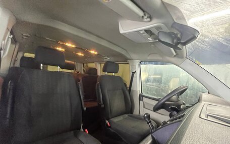 Volkswagen Caravelle T6 рестайлинг, 2017 год, 2 570 000 рублей, 13 фотография