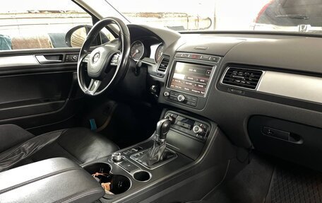 Volkswagen Touareg III, 2017 год, 3 190 000 рублей, 17 фотография