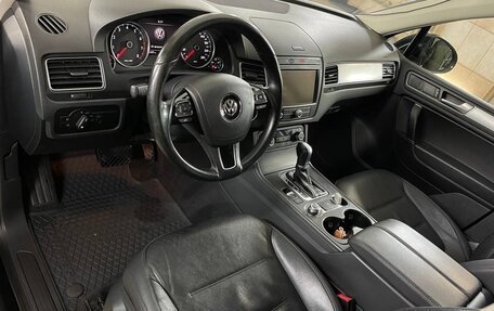 Volkswagen Touareg III, 2017 год, 3 190 000 рублей, 20 фотография