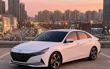 Hyundai Elantra, 2023 год, 1 280 370 рублей, 1 фотография