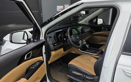 KIA Carnival, 2023 год, 5 120 000 рублей, 24 фотография