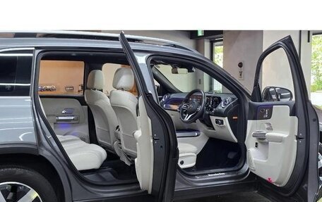 Mercedes-Benz GLB, 2022 год, 2 350 000 рублей, 4 фотография