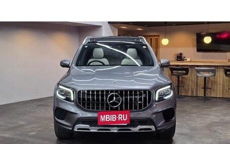 Mercedes-Benz GLB, 2022 год, 2 350 000 рублей, 3 фотография