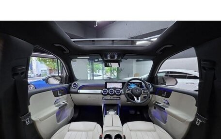 Mercedes-Benz GLB, 2022 год, 2 350 000 рублей, 14 фотография