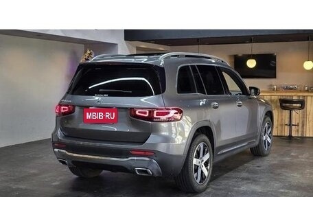 Mercedes-Benz GLB, 2022 год, 2 350 000 рублей, 7 фотография