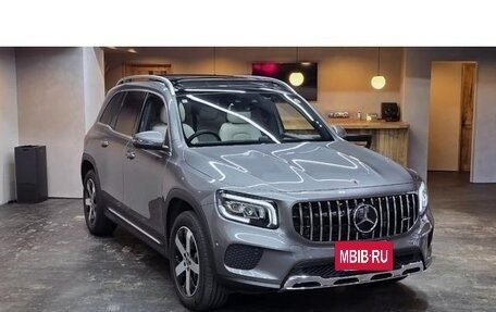 Mercedes-Benz GLB, 2022 год, 2 350 000 рублей, 6 фотография