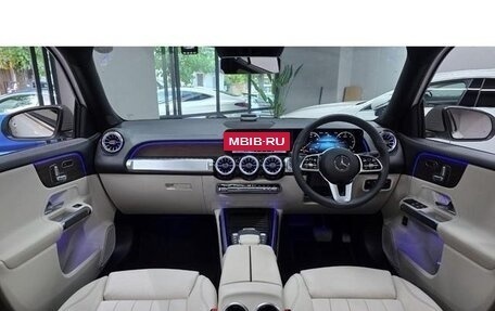 Mercedes-Benz GLB, 2022 год, 2 350 000 рублей, 15 фотография