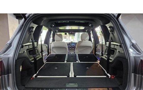 Mercedes-Benz GLB, 2022 год, 2 350 000 рублей, 23 фотография