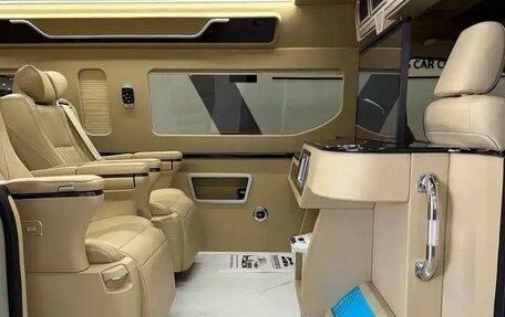 Toyota HiAce H300, 2023 год, 8 900 000 рублей, 7 фотография