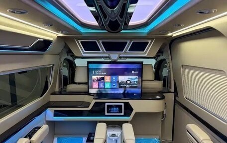 Toyota HiAce H300, 2023 год, 8 900 000 рублей, 8 фотография