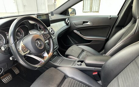 Mercedes-Benz GLA, 2016 год, 1 750 000 рублей, 5 фотография